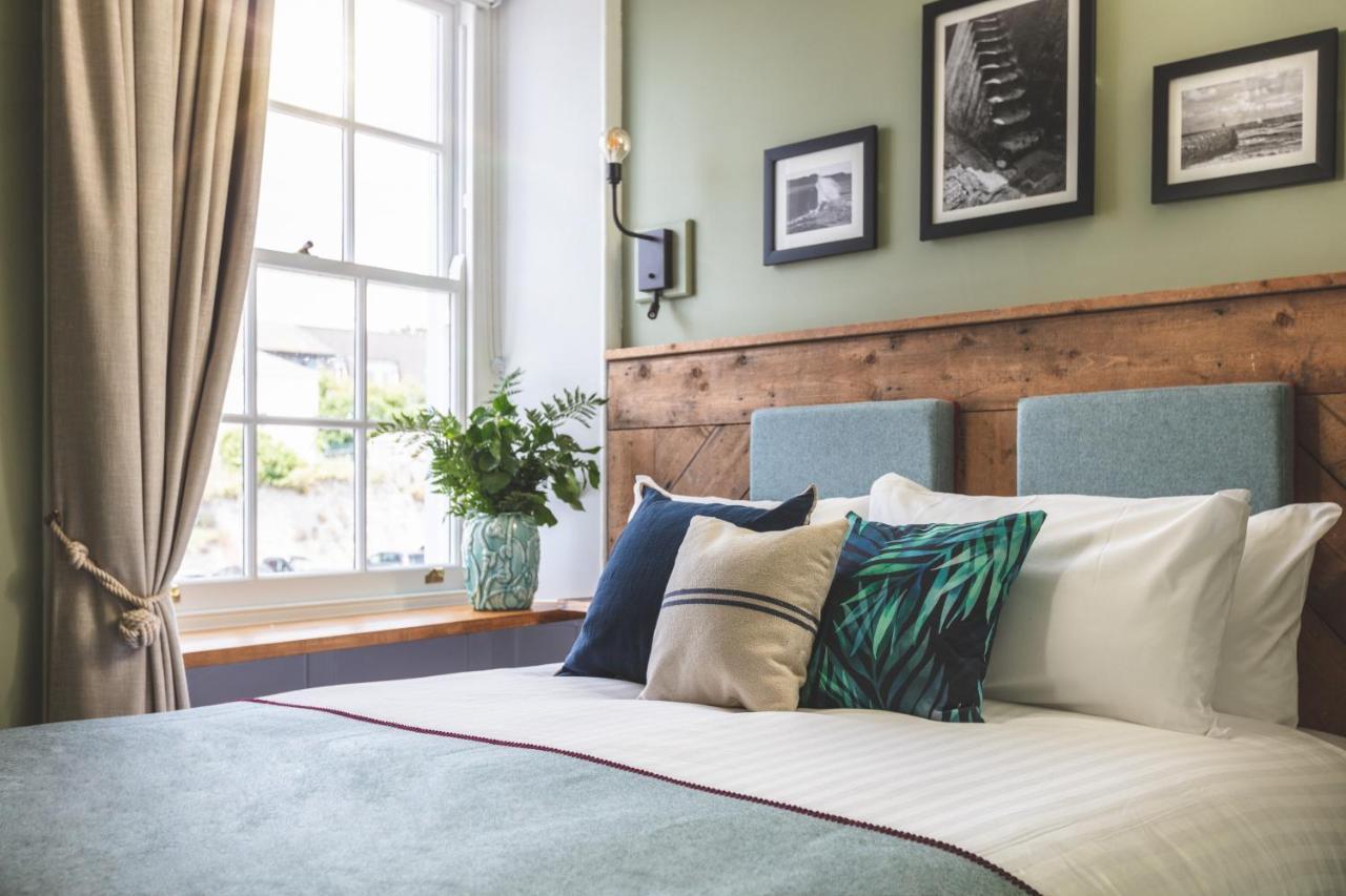 Rock Point Inn Lyme Regis Buitenkant foto