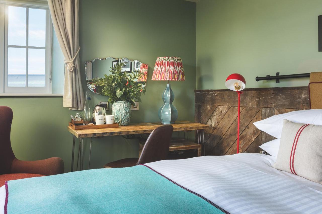 Rock Point Inn Lyme Regis Buitenkant foto